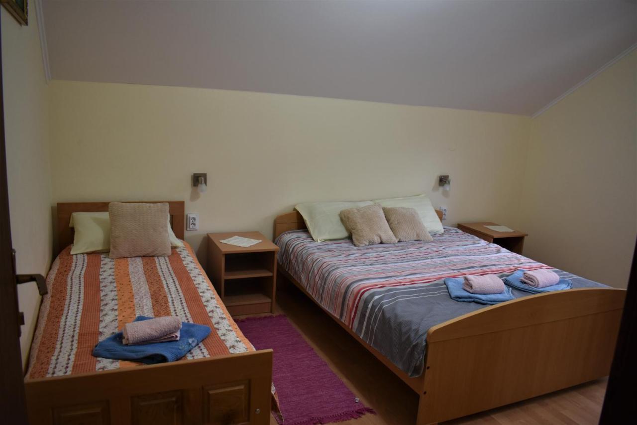 Apartments Sabljak Rakovica Eksteriør billede
