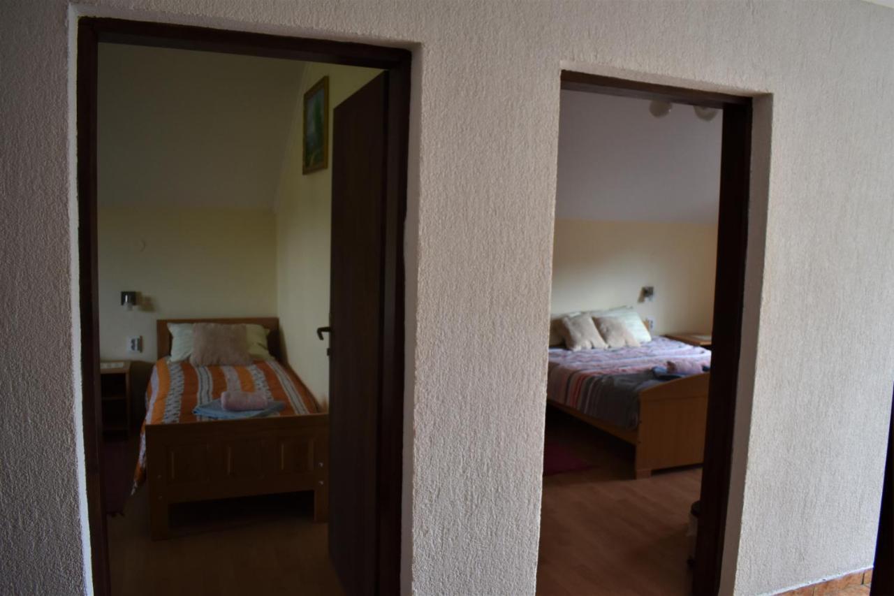 Apartments Sabljak Rakovica Eksteriør billede